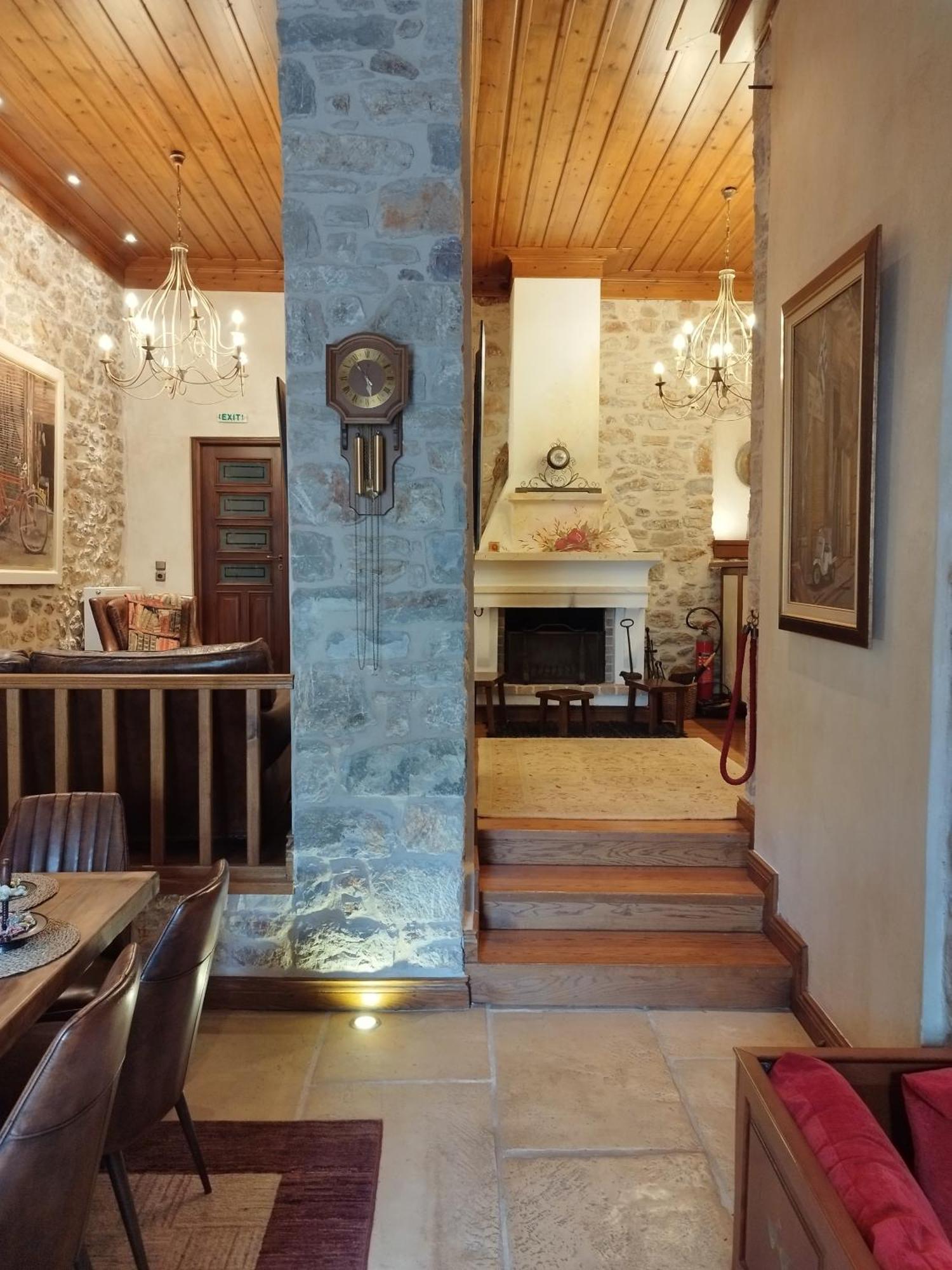 דימיטסאנה Lousiou Nymphes Escape Suites מראה חיצוני תמונה