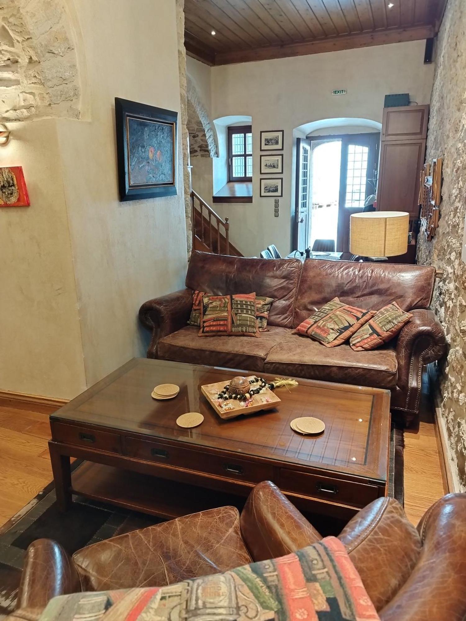 דימיטסאנה Lousiou Nymphes Escape Suites מראה חיצוני תמונה